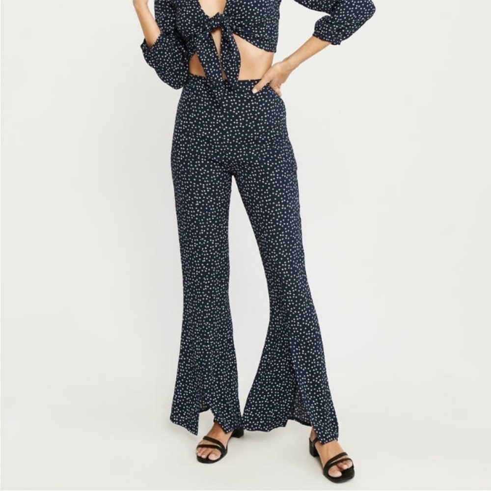 Abercrombie & Fitch Navy Floral Crepe Flare Leg Pants, Size L
